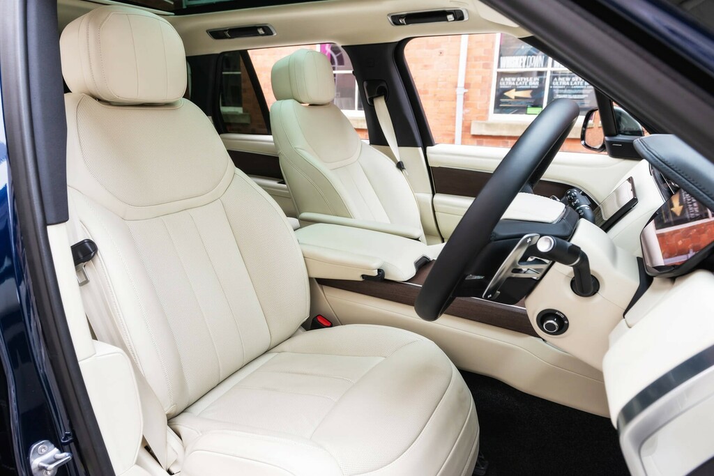 Land Rover Range Rover Hybrid Blue #2