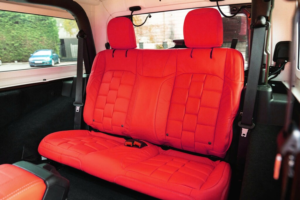 Jeep Wrangler White #9