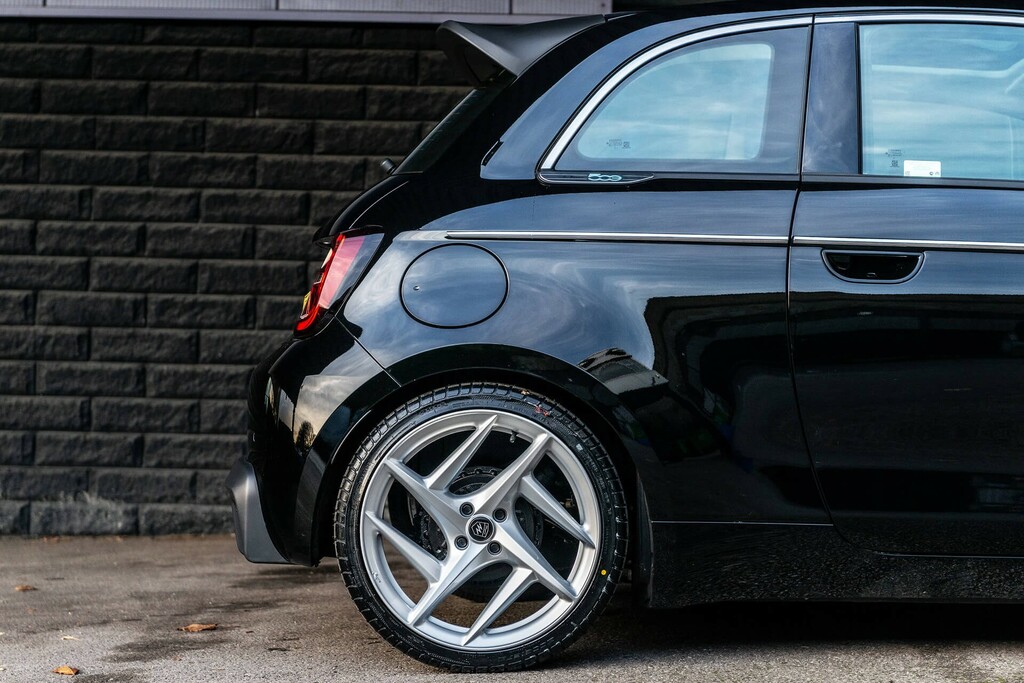 Fiat 500E 42Kwh La Prima White #29