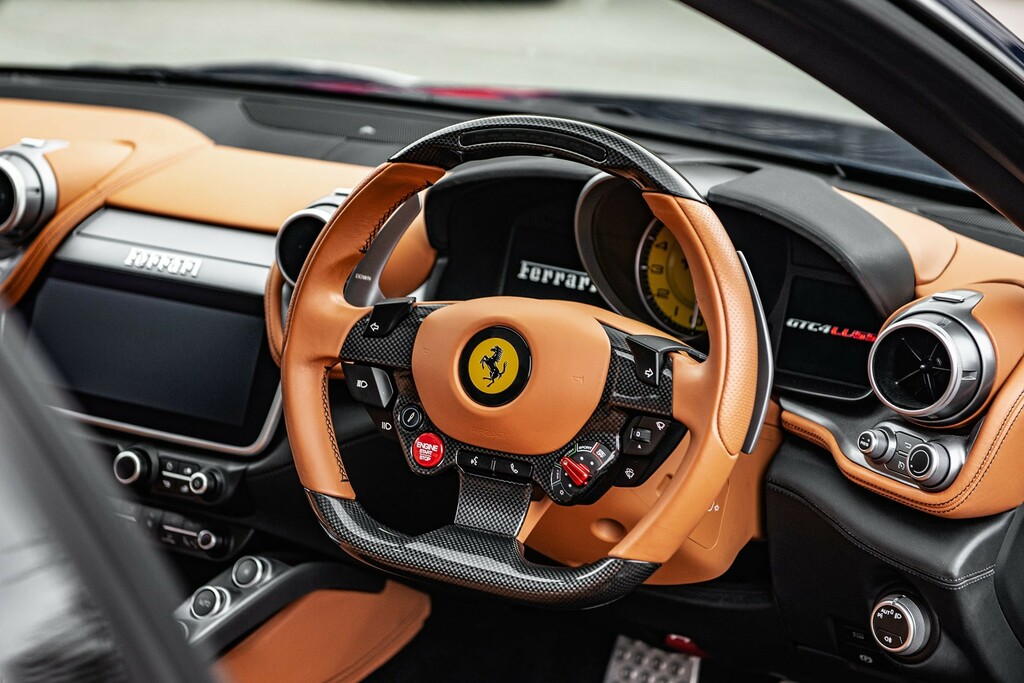 Ferrari Gtc4 Lusso T  #25