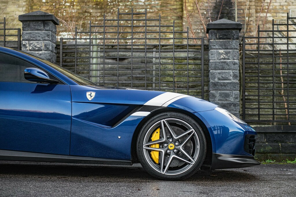 Ferrari Gtc4 Lusso T  #36
