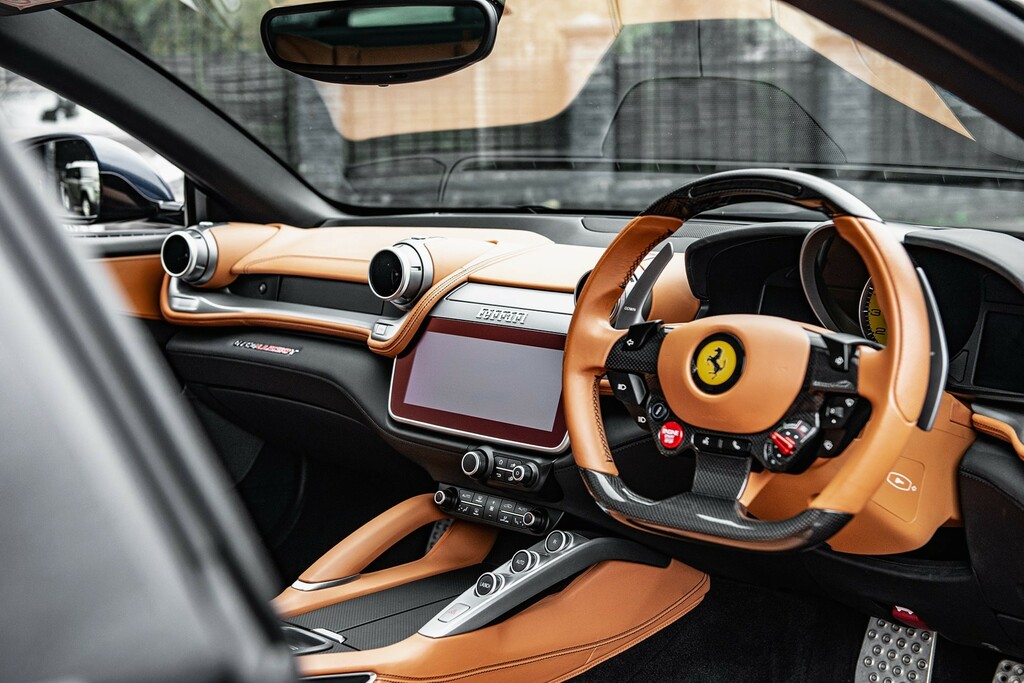 Ferrari Gtc4 Lusso T  #33