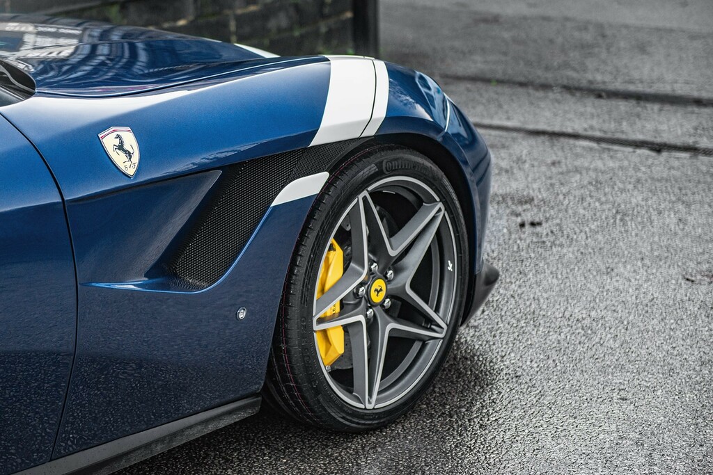 Ferrari Gtc4 Lusso T  #41