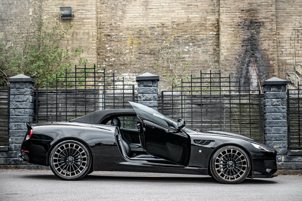 Aston Martin DB9 Convertible Black #5