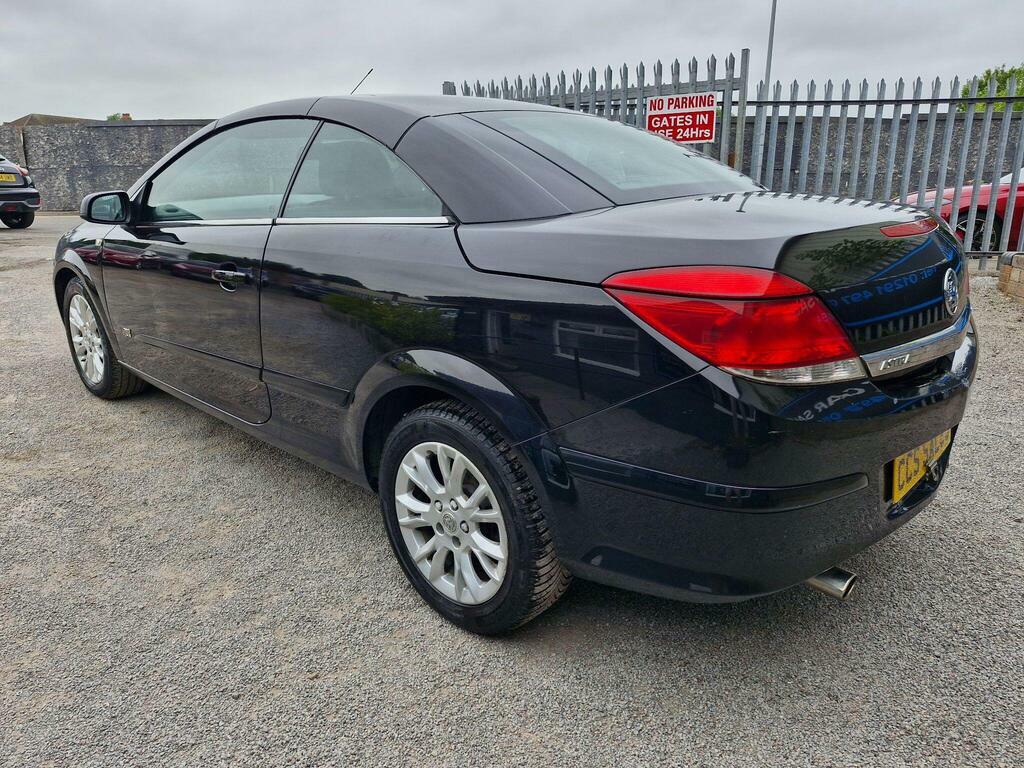 Vauxhall Astra 1.6I Sport Twin Top Black #5
