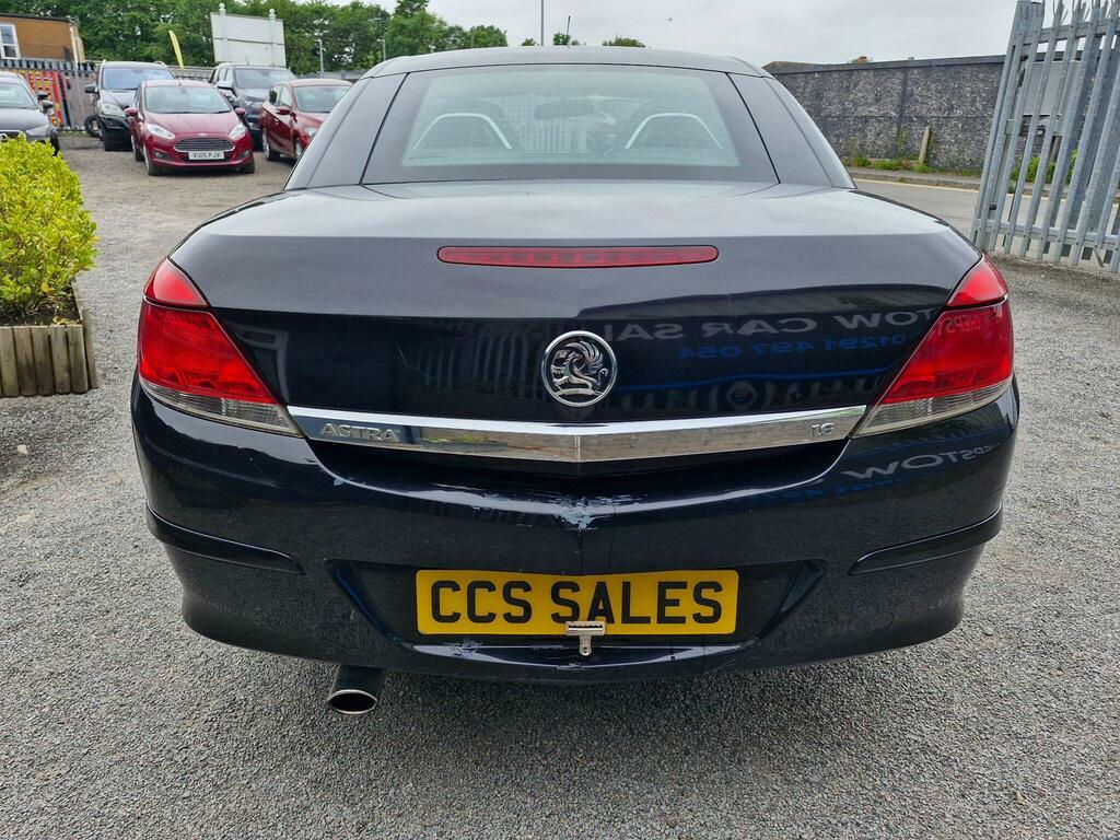 Vauxhall Astra 1.6I Sport Twin Top Black #6