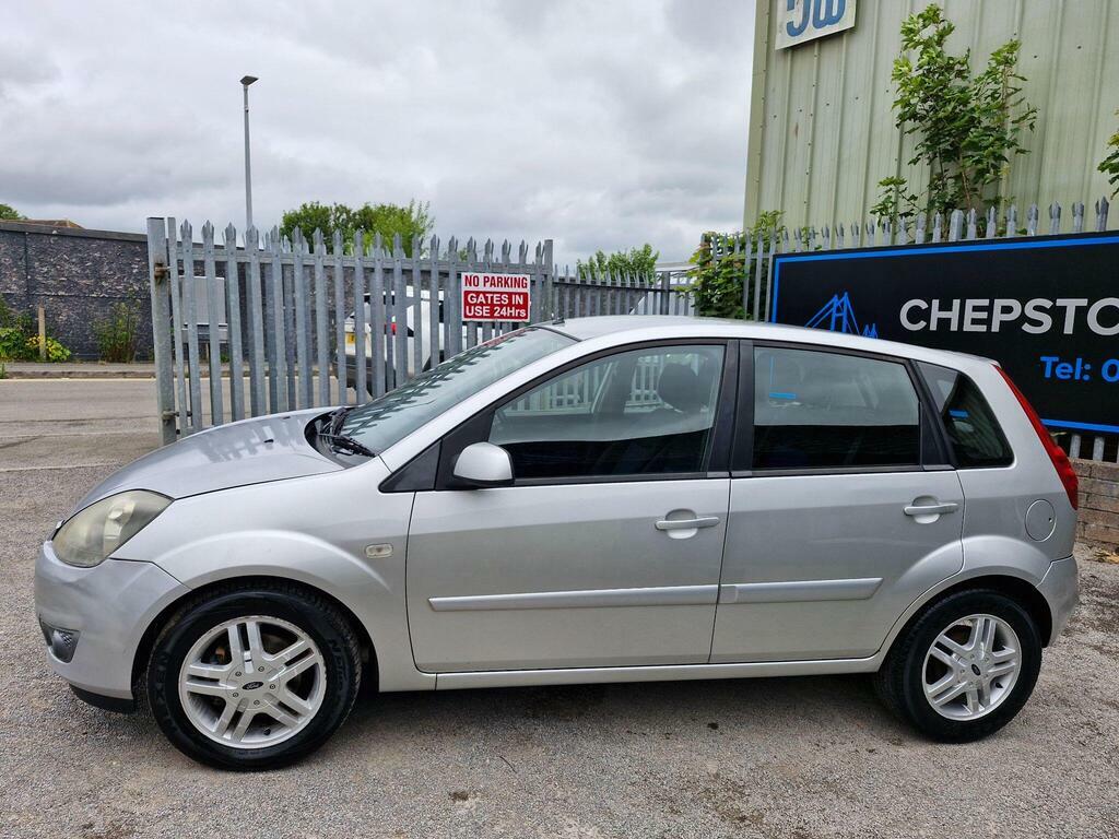Ford Fiesta 1.25 Style Climate Black #4