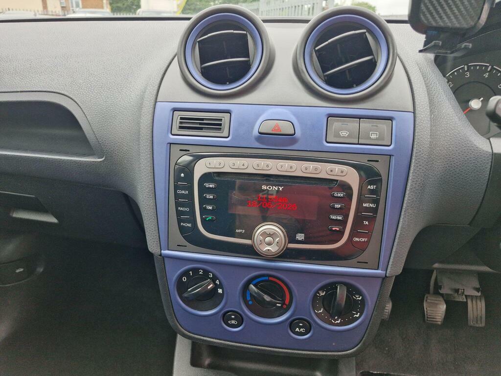 Ford Fiesta 1.25 Style Climate Black #11