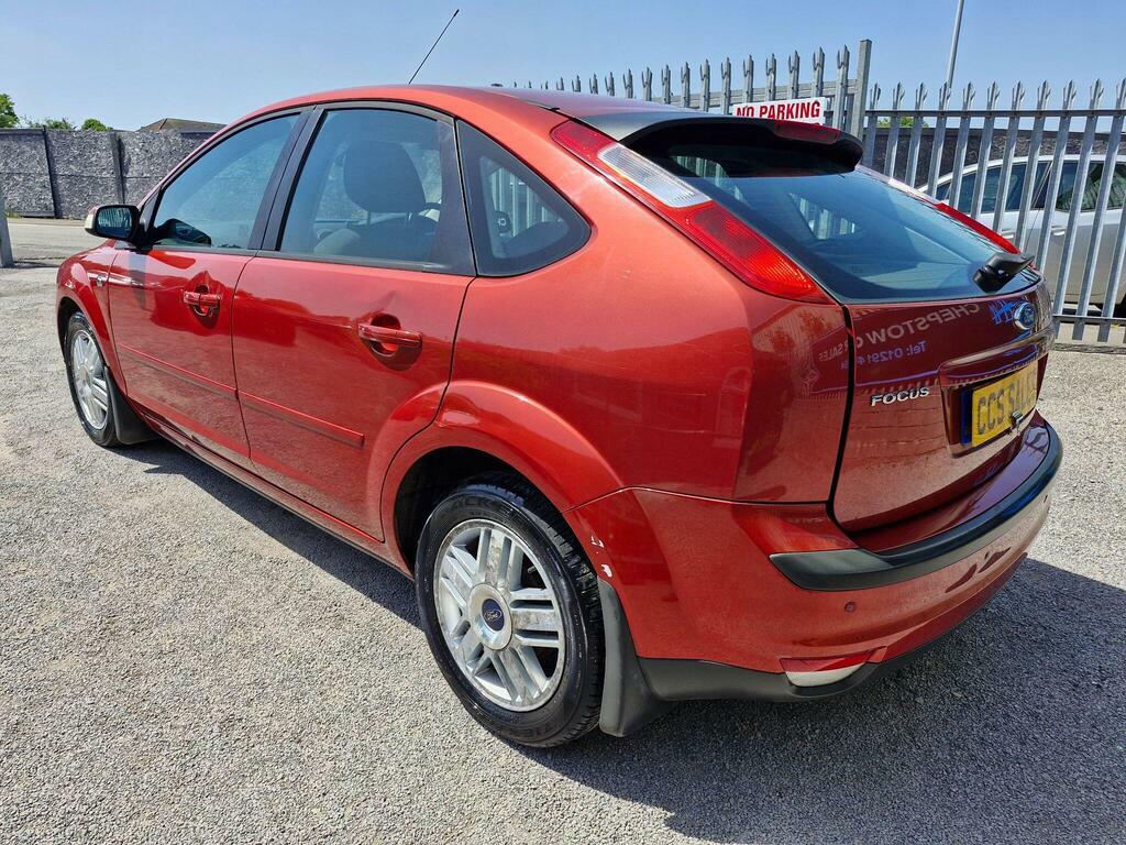 Ford Focus 1.6 Ghia Red #5