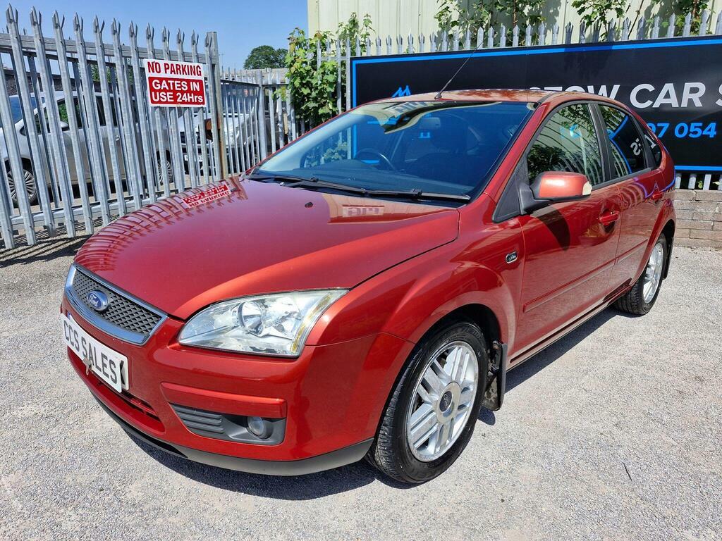 Ford Focus 1.6 Ghia Red #3