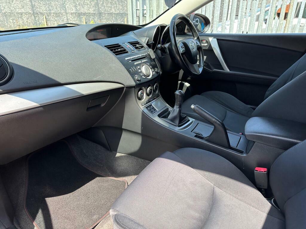Mazda 3 Zda Mazda3 1.6 Takuya Hatchback Silver #12