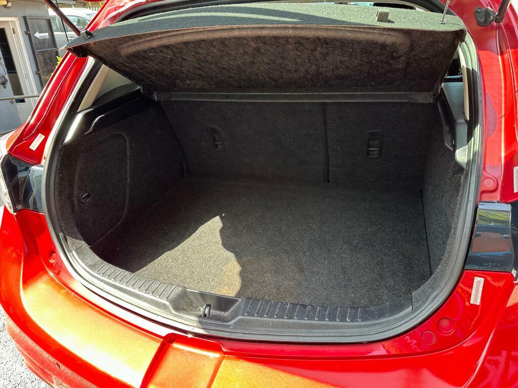 Mazda 3 Zda Mazda3 1.6 Takuya Hatchback Silver #10