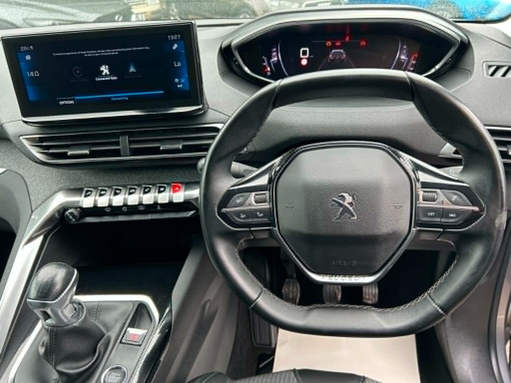 Peugeot 5008 Gt Black #9