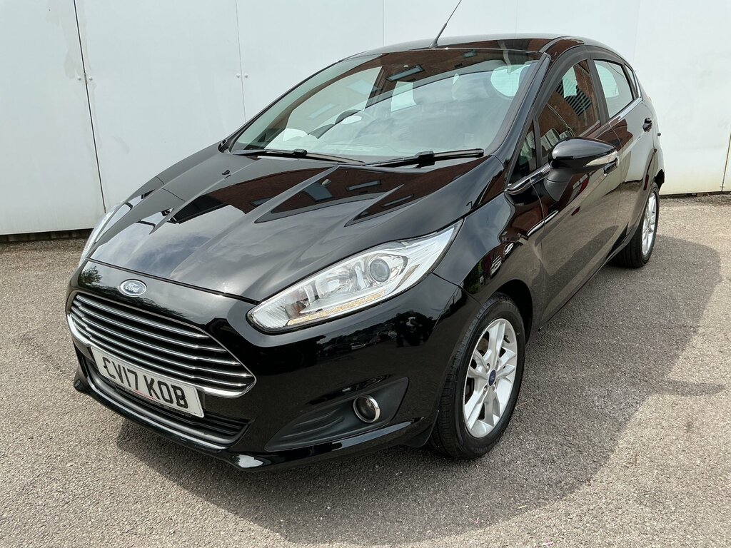 Ford Fiesta 1.5 Tdci Zetec Hatchback Euro 6 Black #2