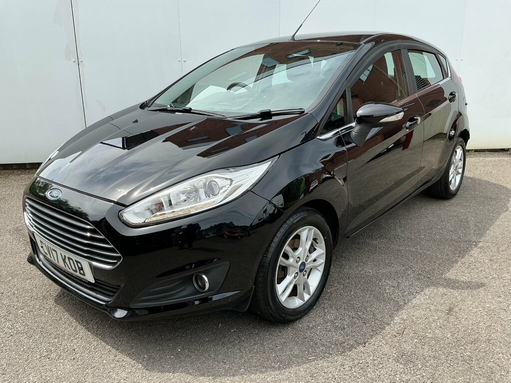 Ford Fiesta 1.5 Tdci Zetec Hatchback Euro 6 Black