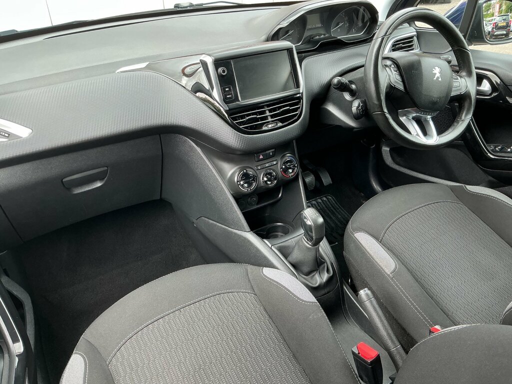 Peugeot 208 Hatchback Black #9