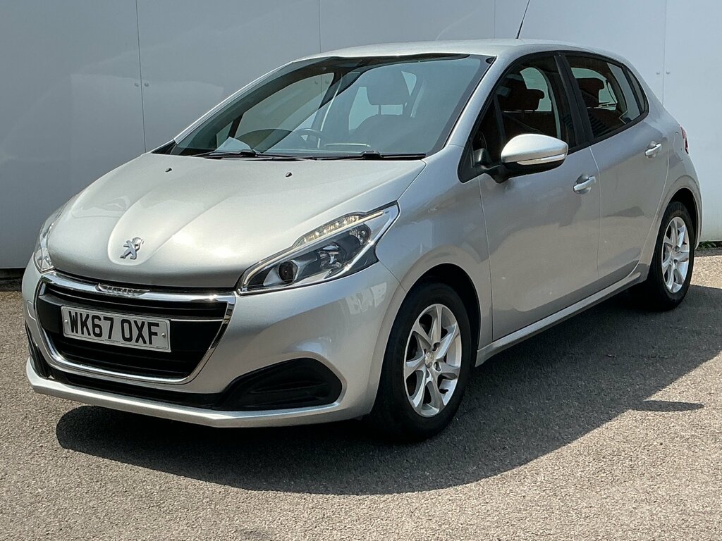 Peugeot 208 1.2 Puretech Active Hatchback Eu Silver