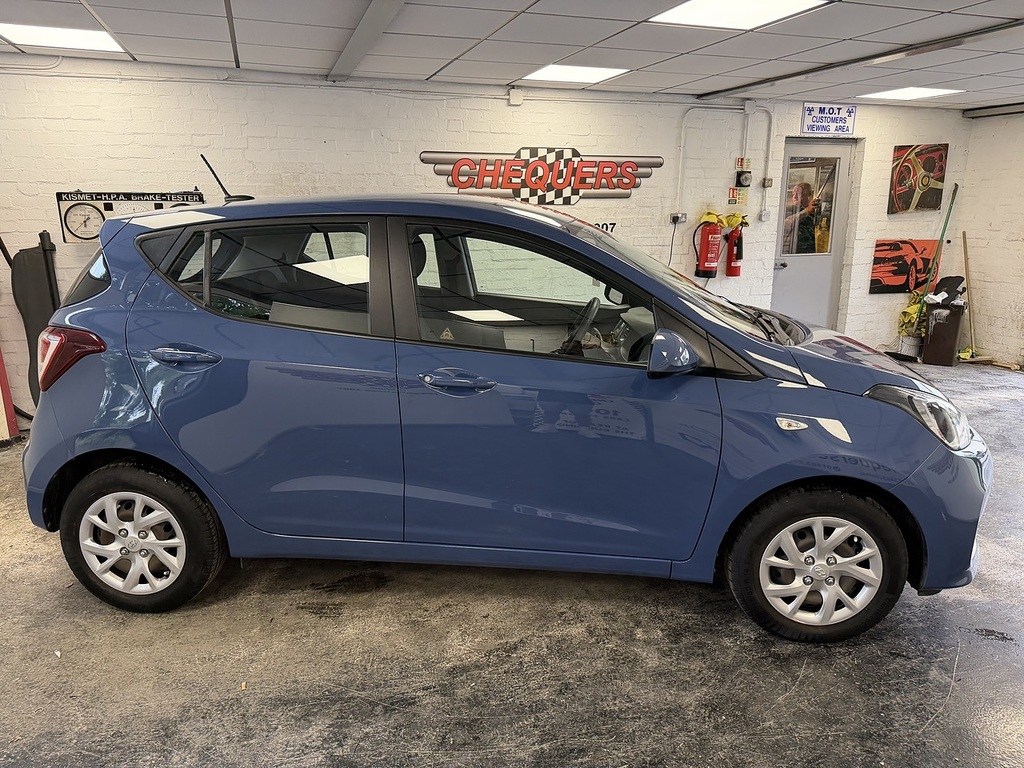 Hyundai I10 Se Blue #5