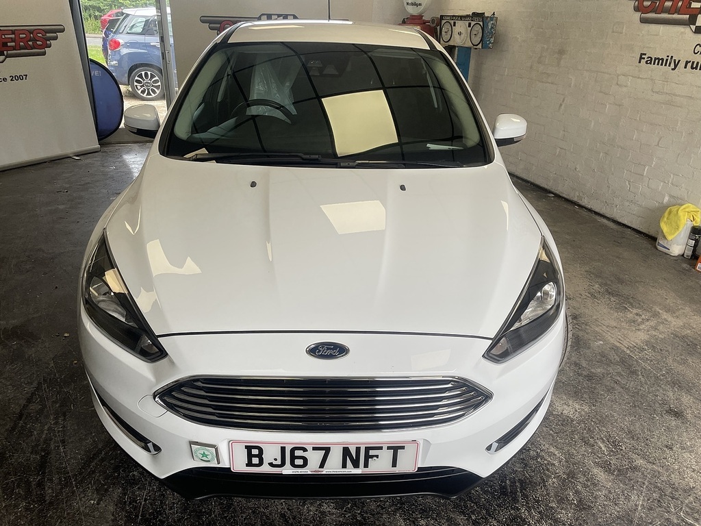 Ford Focus T Ecoboost Titanium BJ67NFT White #3