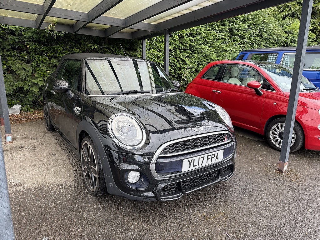 Mini Convertible Cooper S Black