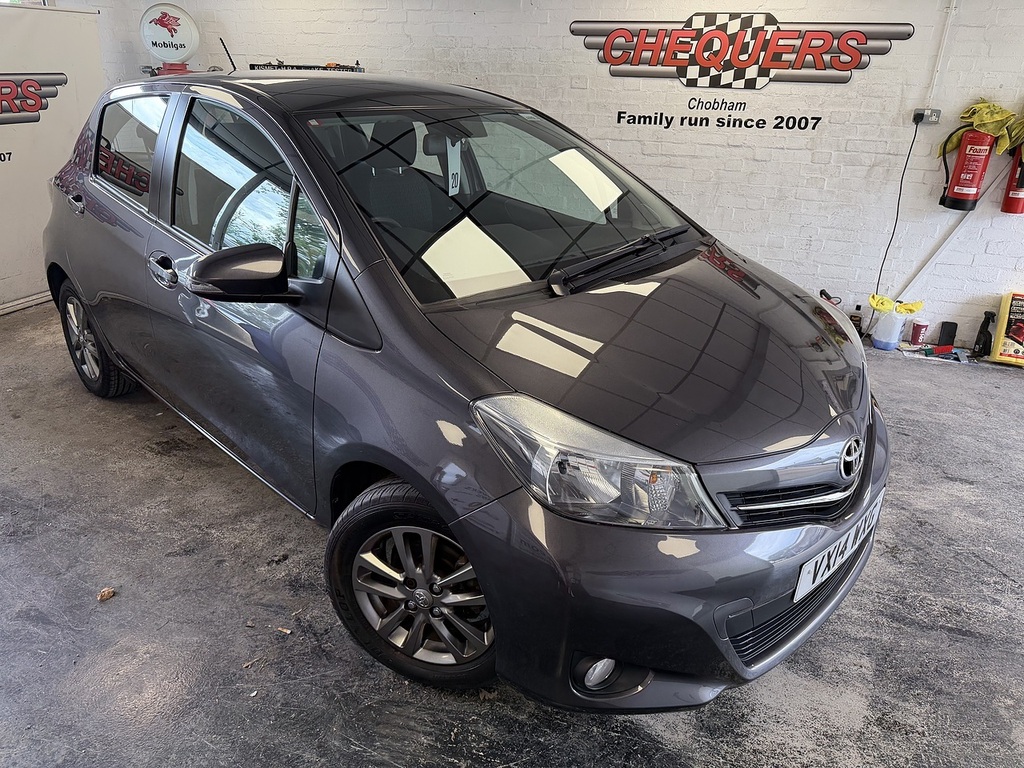 Toyota Yaris Dual Vvt-i Icon Plus Grey #2
