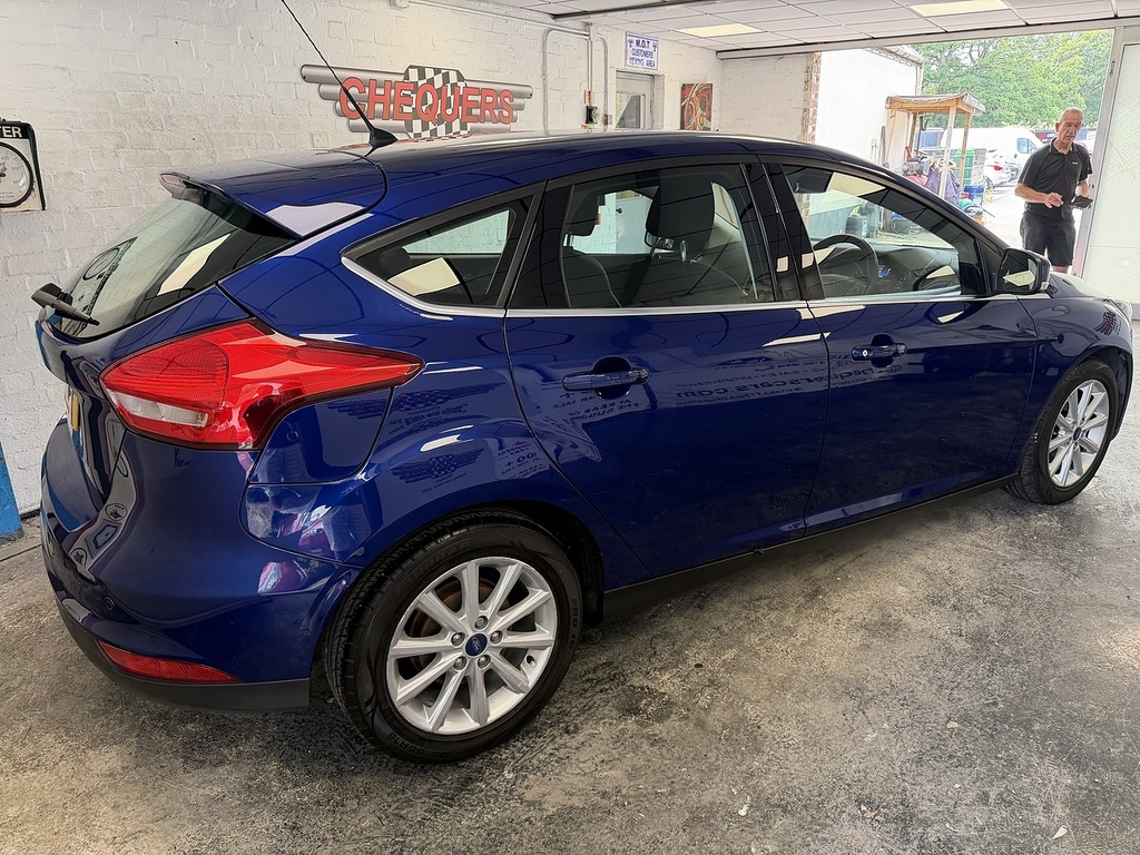 Ford Focus Titanium Blue #6