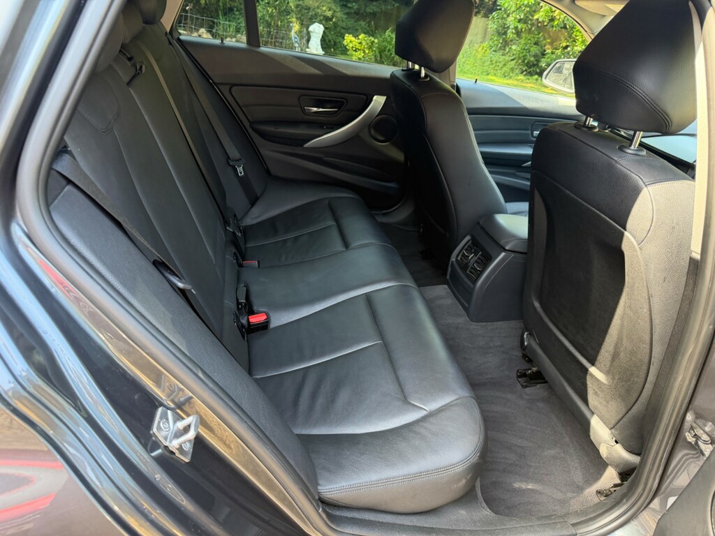 BMW 3 Series 2.0 320D Efficientdynamics 161 Bhp Black #23