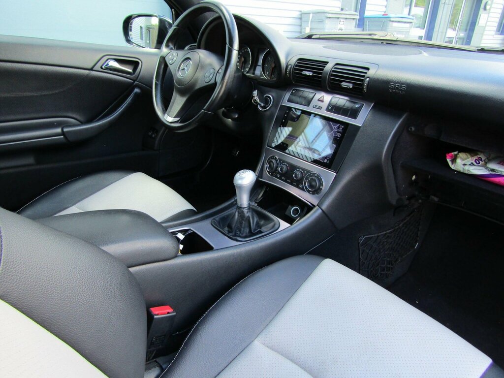 Mercedes-Benz C Class Black #5
