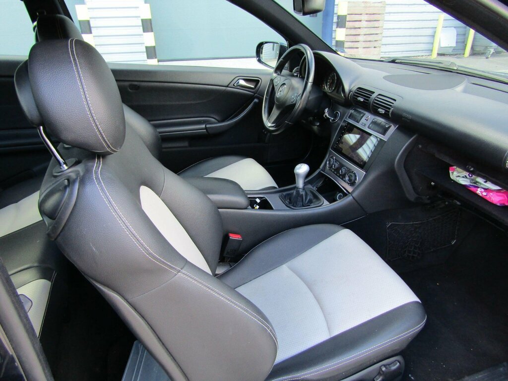 Mercedes-Benz C Class Black #14