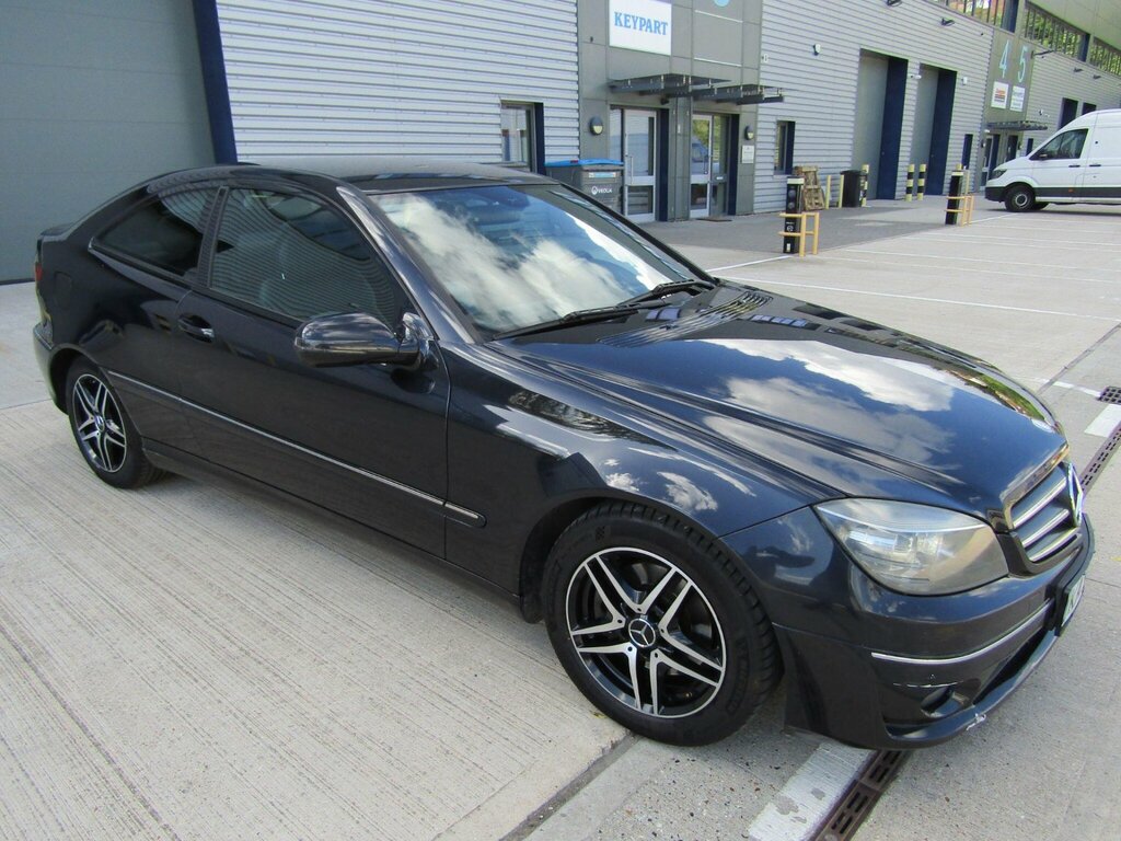 Mercedes-Benz C Class Black #21