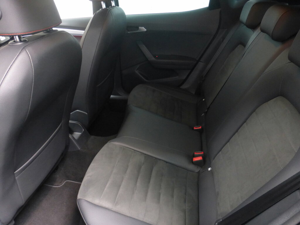 Seat Arona 1.0 Tsi 110 Fr Red #24