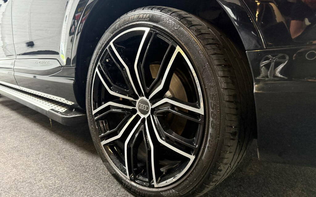 Audi Q7 3.0 Tdi V6 S Line Tiptronic Quattro Euro 6 S S  Black #4