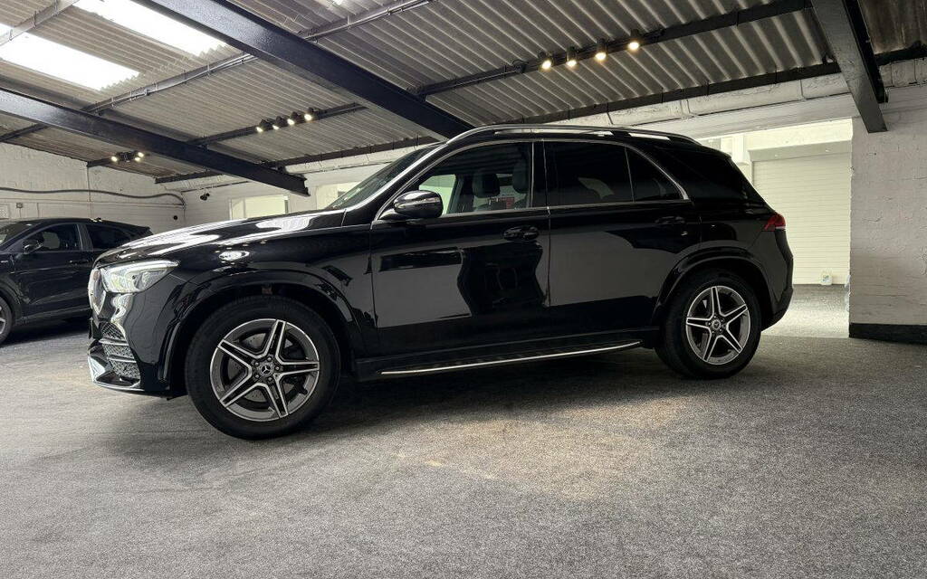 Mercedes-Benz GLE Class 2.0 Gle300d Amg Line Premium G-tronic 4Matic Eur Black #2