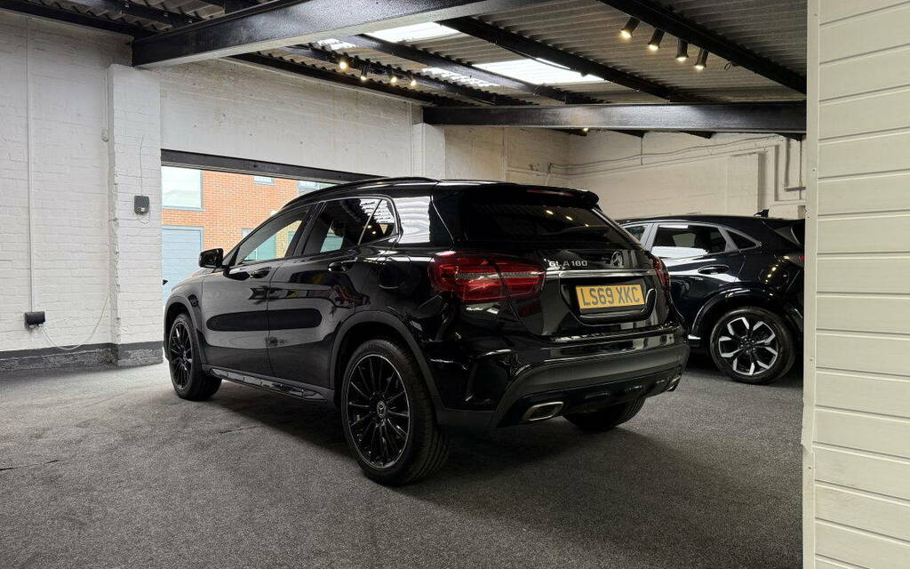 Mercedes-Benz GLA Class 1.6 Gla180 Amg Line Edition 7G-dct Euro 6 S S Black #6