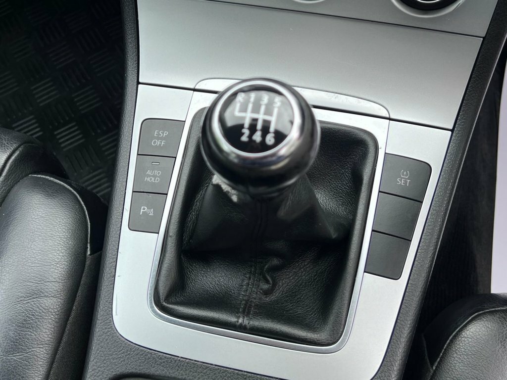 Volkswagen Passat Highline Grey #21