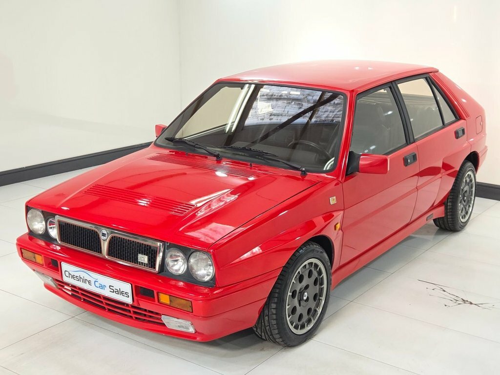 Lancia Delta Hatchback J574KAE Red #6