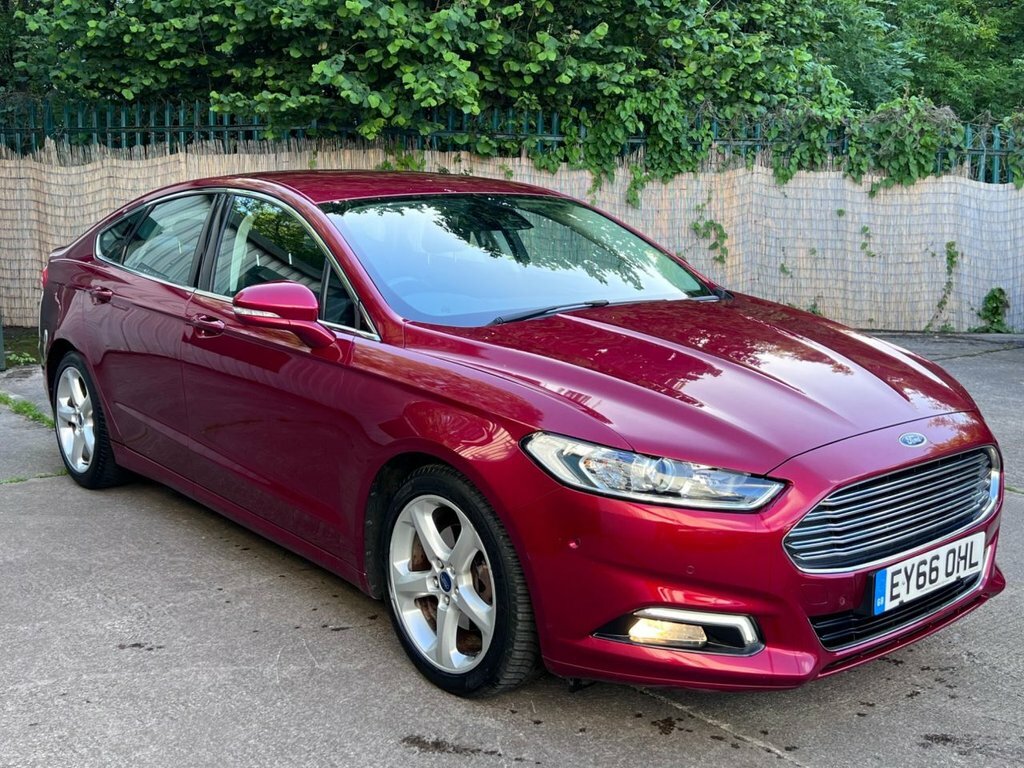 Ford Mondeo 1.5L Titanium Red