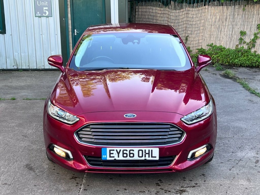 Ford Mondeo 1.5L Titanium Red #2