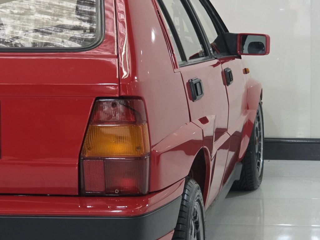 Lancia Delta Hf Integrale U714 Red #38