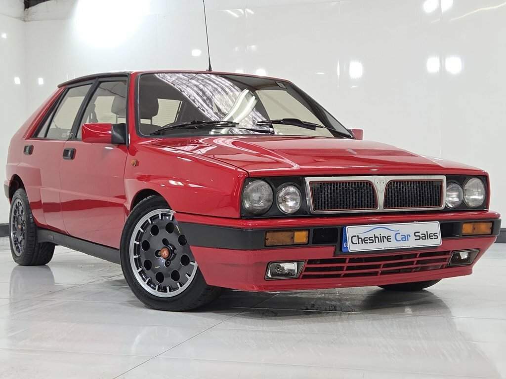 Lancia Delta Hatchback F224KEC Red #3