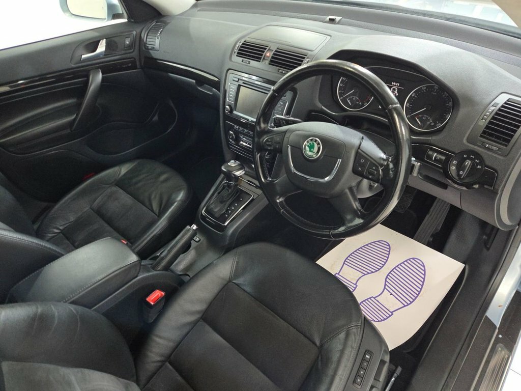 Skoda Octavia 1.6 Tdi Cr S Silver #19