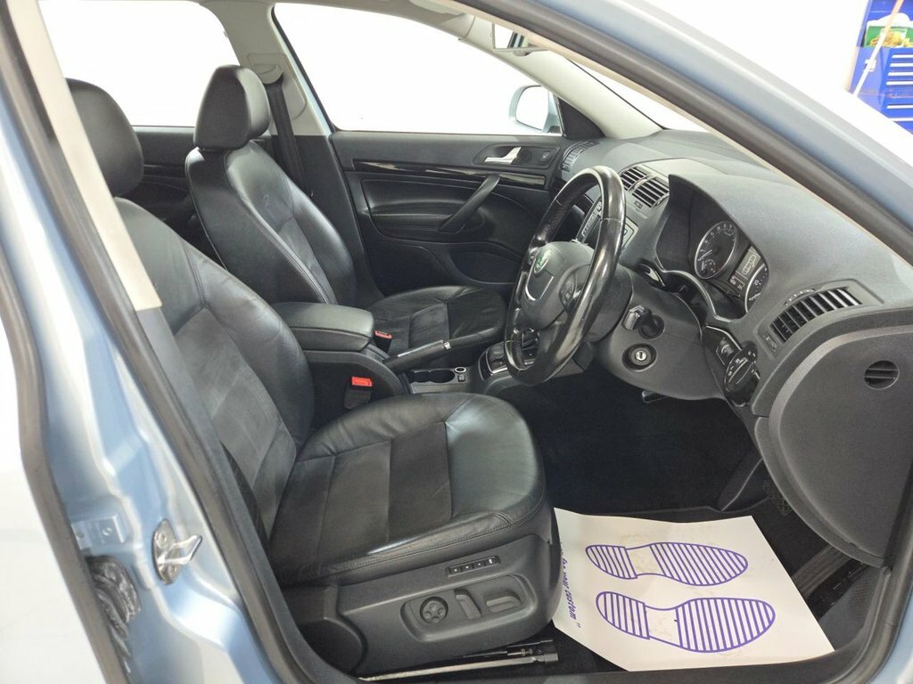 Skoda Octavia 1.6 Tdi Cr S Silver #20