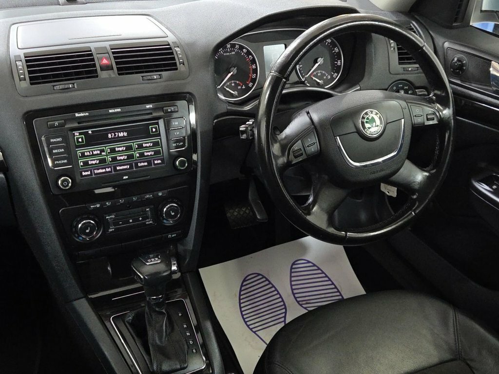 Skoda Octavia 1.6 Tdi Cr S Silver #18