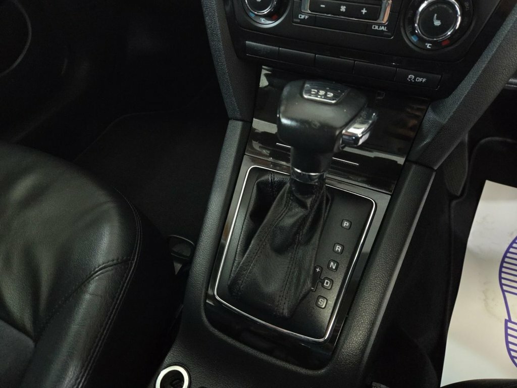 Skoda Octavia 1.6 Tdi Cr S Silver #37