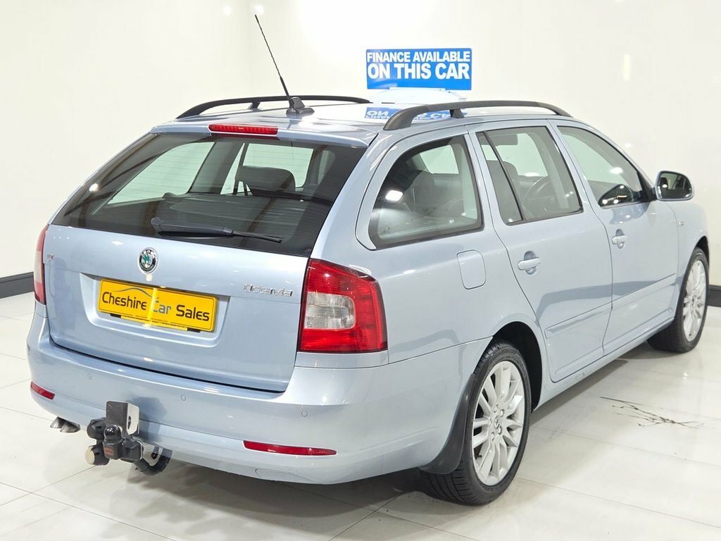 Skoda Octavia 1.6 Tdi Cr S Silver #9