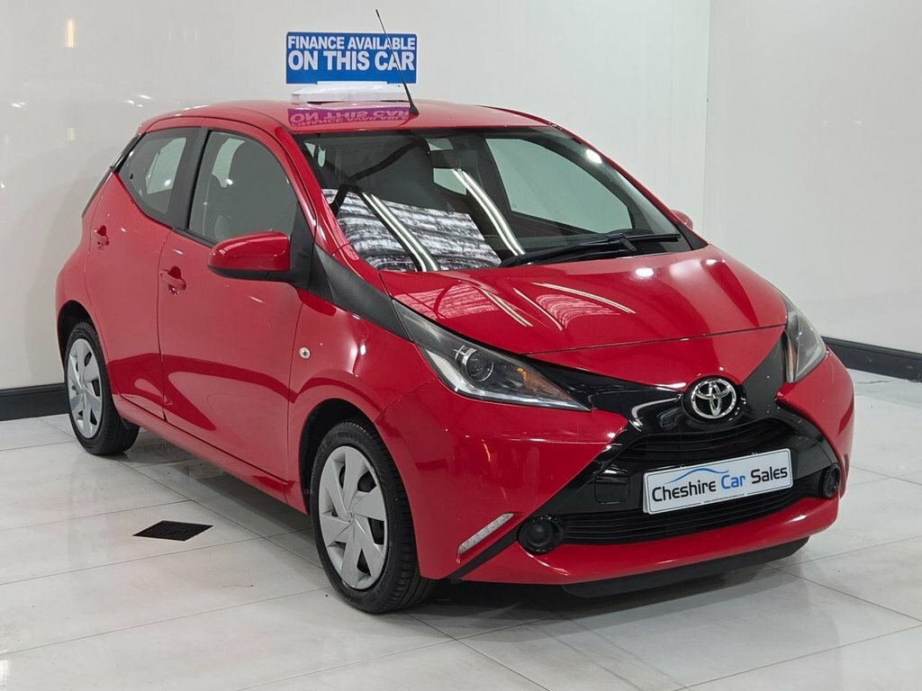Toyota Aygo 1L X-play WK16ZHX Red #4