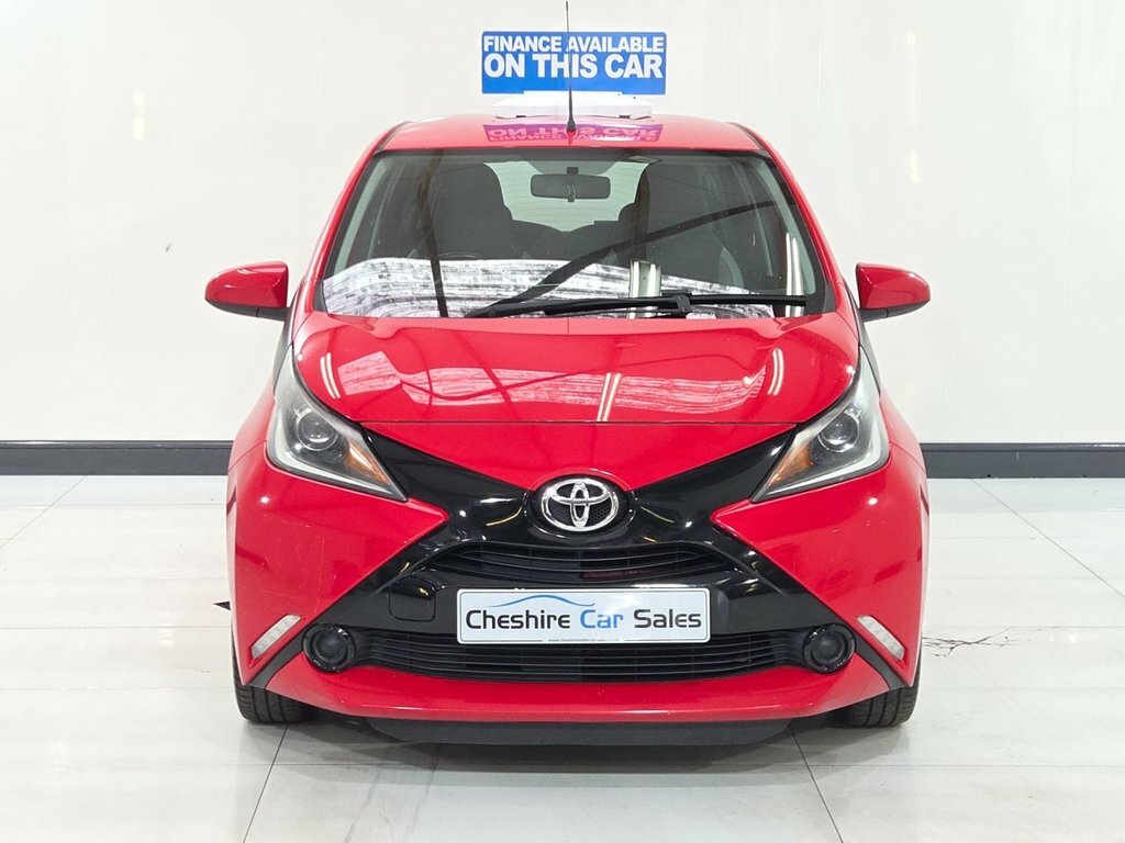 Toyota Aygo 1L X-play WK16ZHX Red #5
