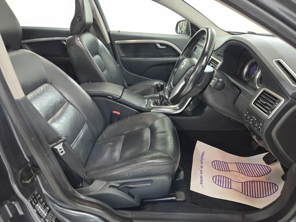 Volvo V70 V70 Se Luxury D5 Blue #20