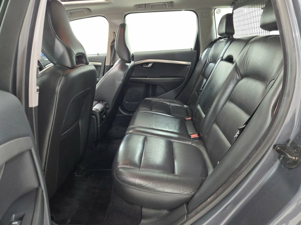 Volvo V70 V70 Se Luxury D5 Blue #24