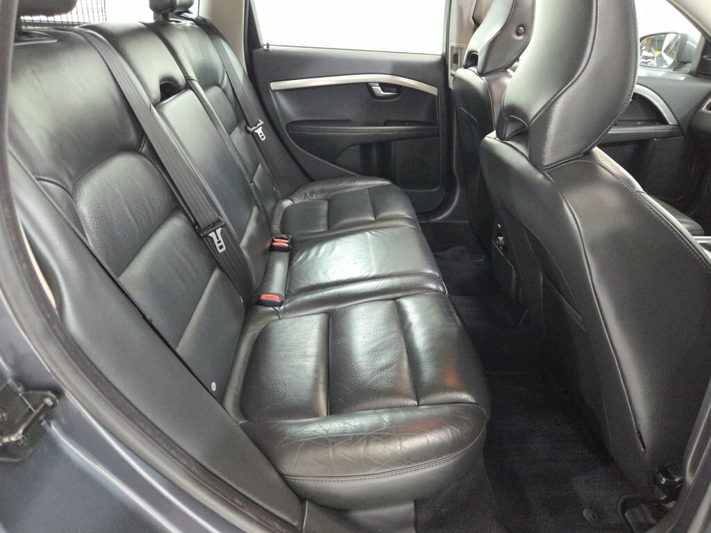 Volvo V70 V70 Se Luxury D5 Blue #23